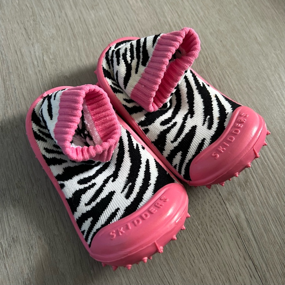 Skidders Pink Zebra Baby First Walking Non Skid Slipper Sock House Slippers 18M
